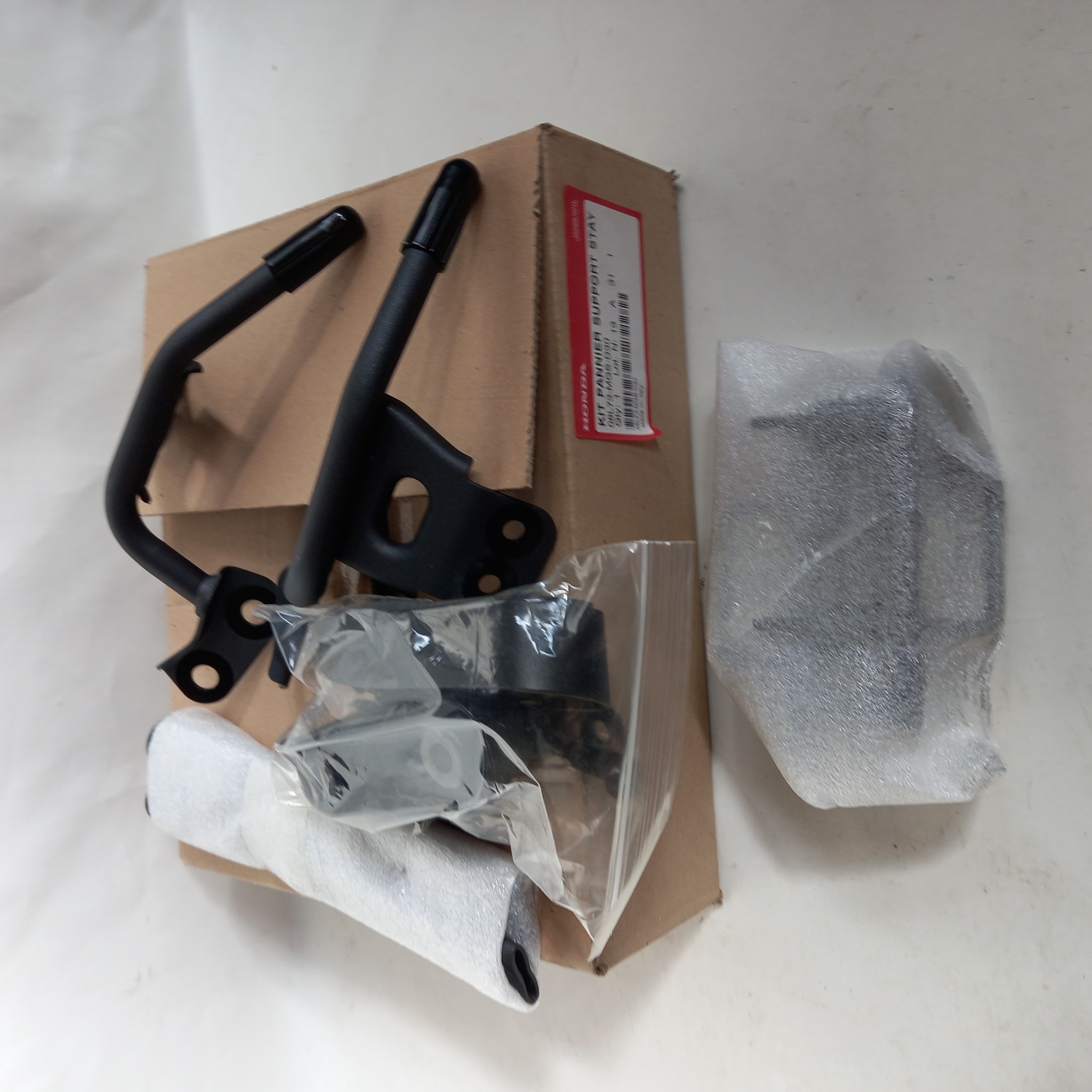 Picture of KIT PANNIER SUPPORT  NC700X  08L73-MGS-D30